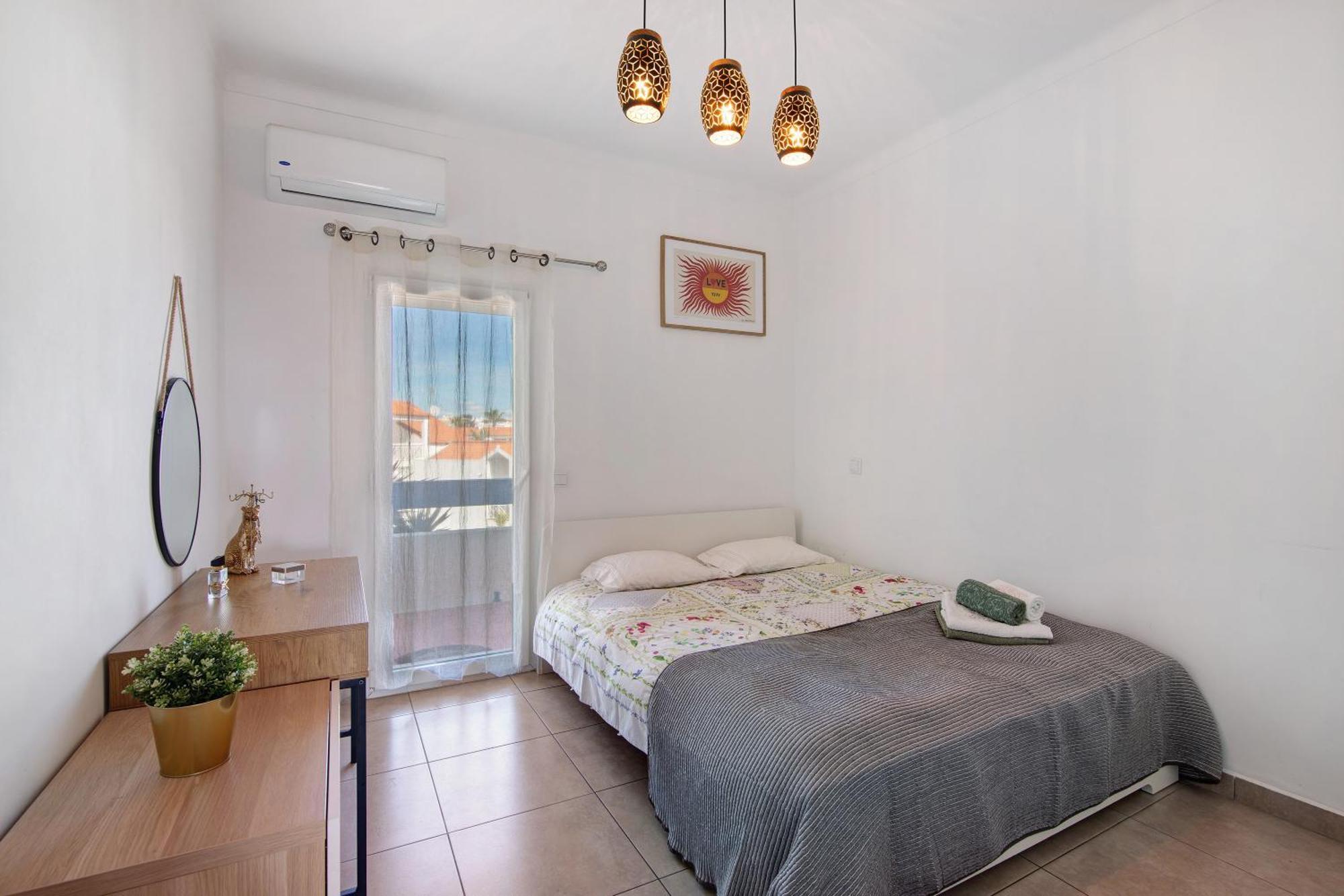 Apartment Oura *