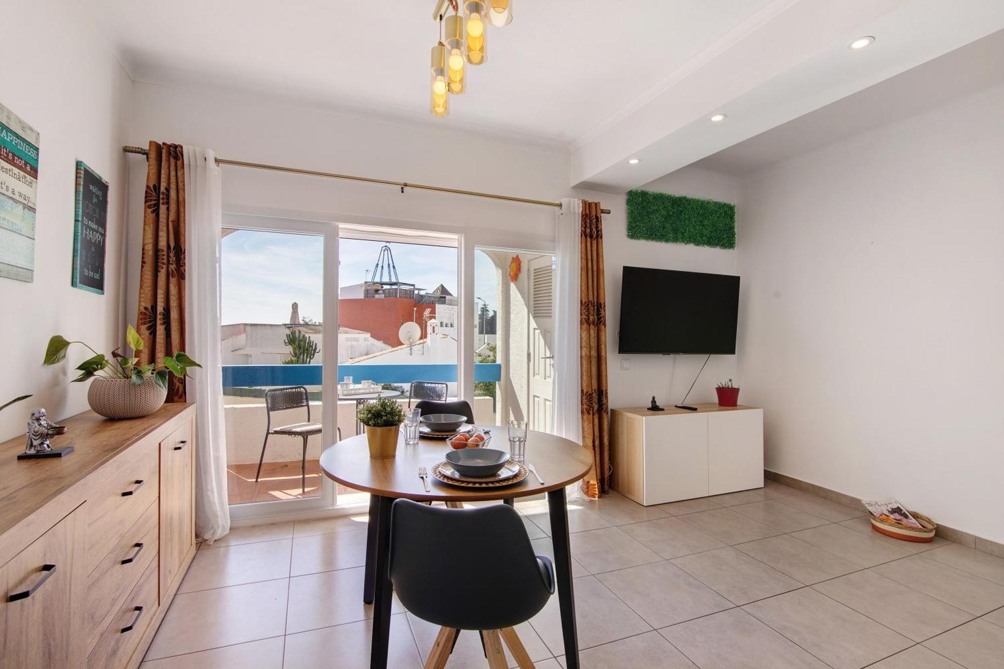 Oura Apartment